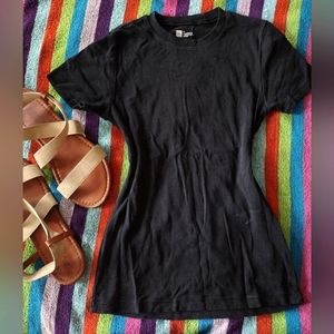 Black Comfy Gap Favorite Tee